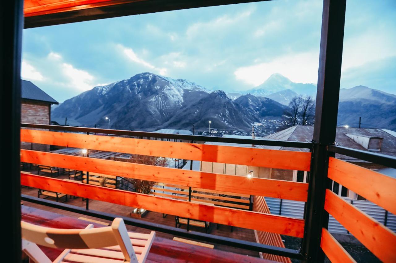Wooden Hotel Kazbegi Dış mekan fotoğraf