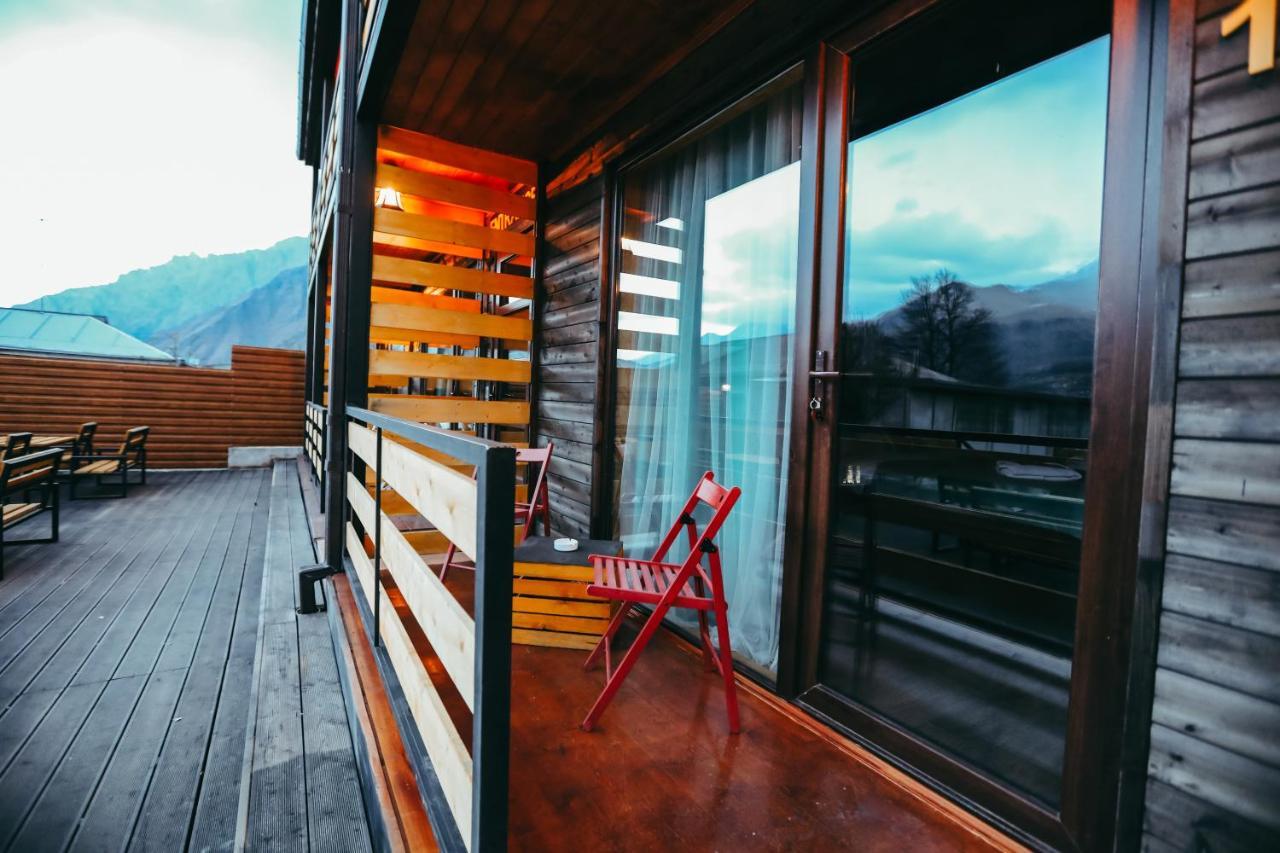 Wooden Hotel Kazbegi Dış mekan fotoğraf